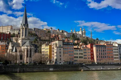 Le Vieux-Lyon et la basilique de Fourvière — garde partagée à Lyon